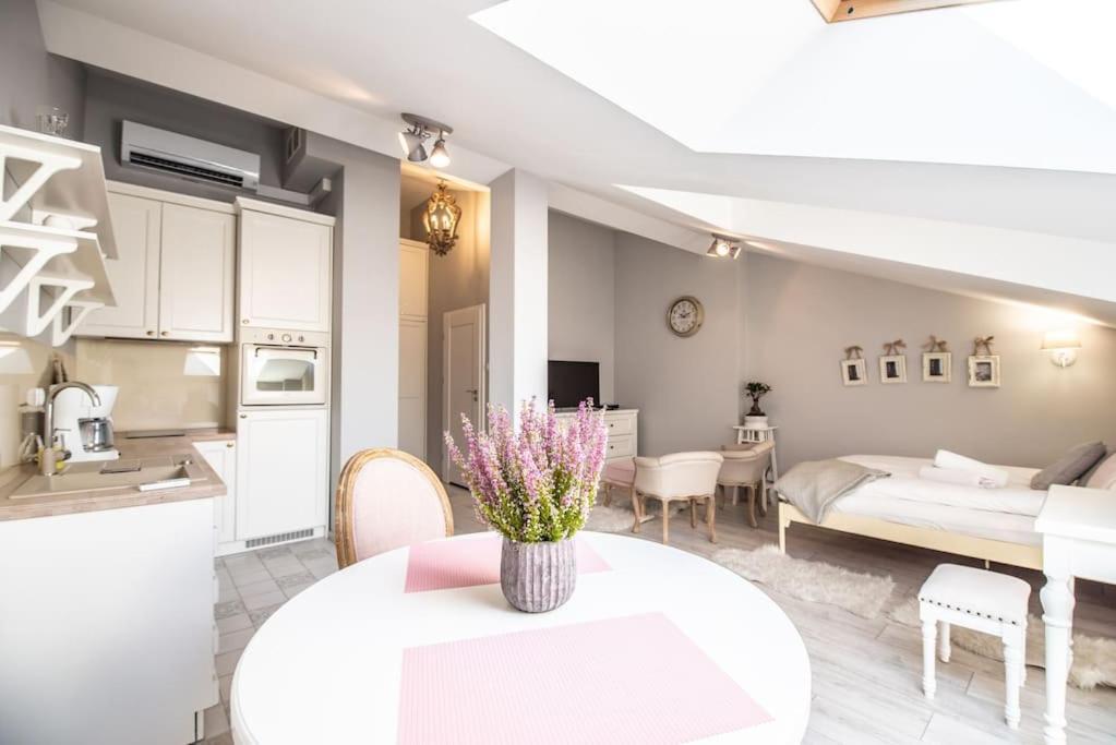 דירות קרקוב Apartament O Wysokim Standardzie W Centrum Miasta מראה חיצוני תמונה